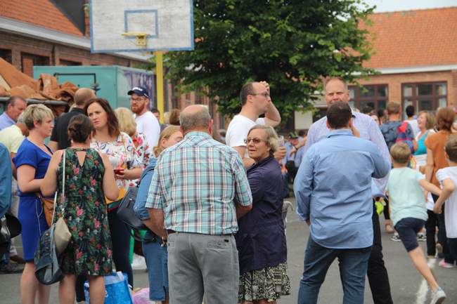 apero-barbecue-ecole-communale-09-06-18 (21)