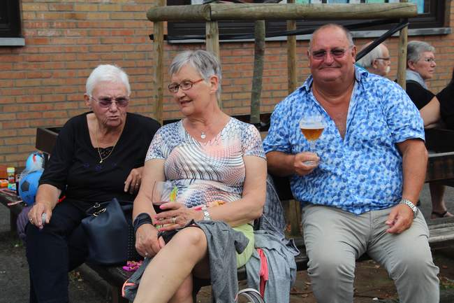 apero-barbecue-ecole-communale-09-06-18 (25)