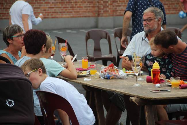 apero-barbecue-ecole-communale-09-06-18 (44)