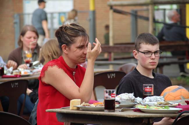 apero-barbecue-ecole-communale-09-06-18 (49)