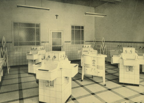 Institut St-Charles - Economie Ménagère - Salle de lessive