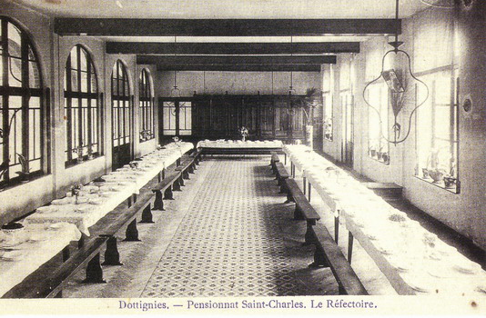 Institut St-Charles - Réfectoire