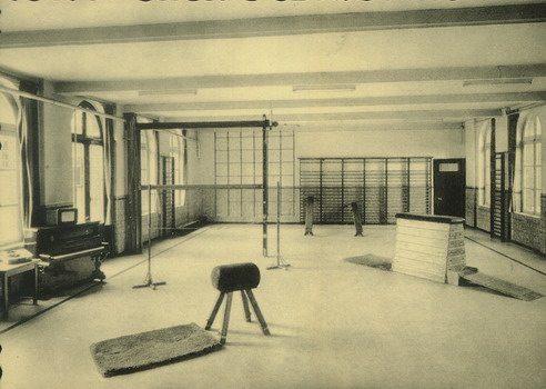Institut St-Charles - Salle de Gymnastique